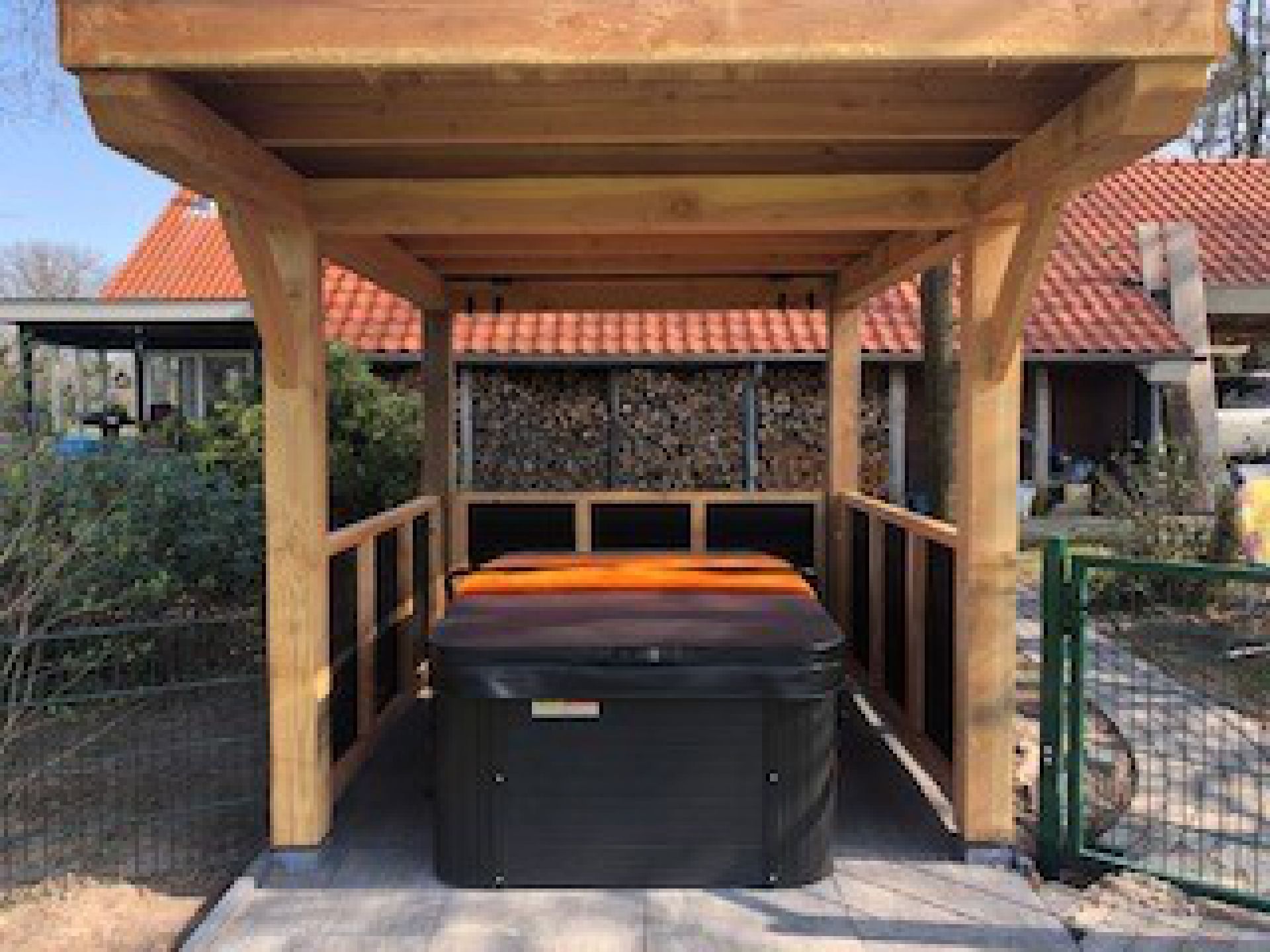 Jacuzzi van De Endskamer